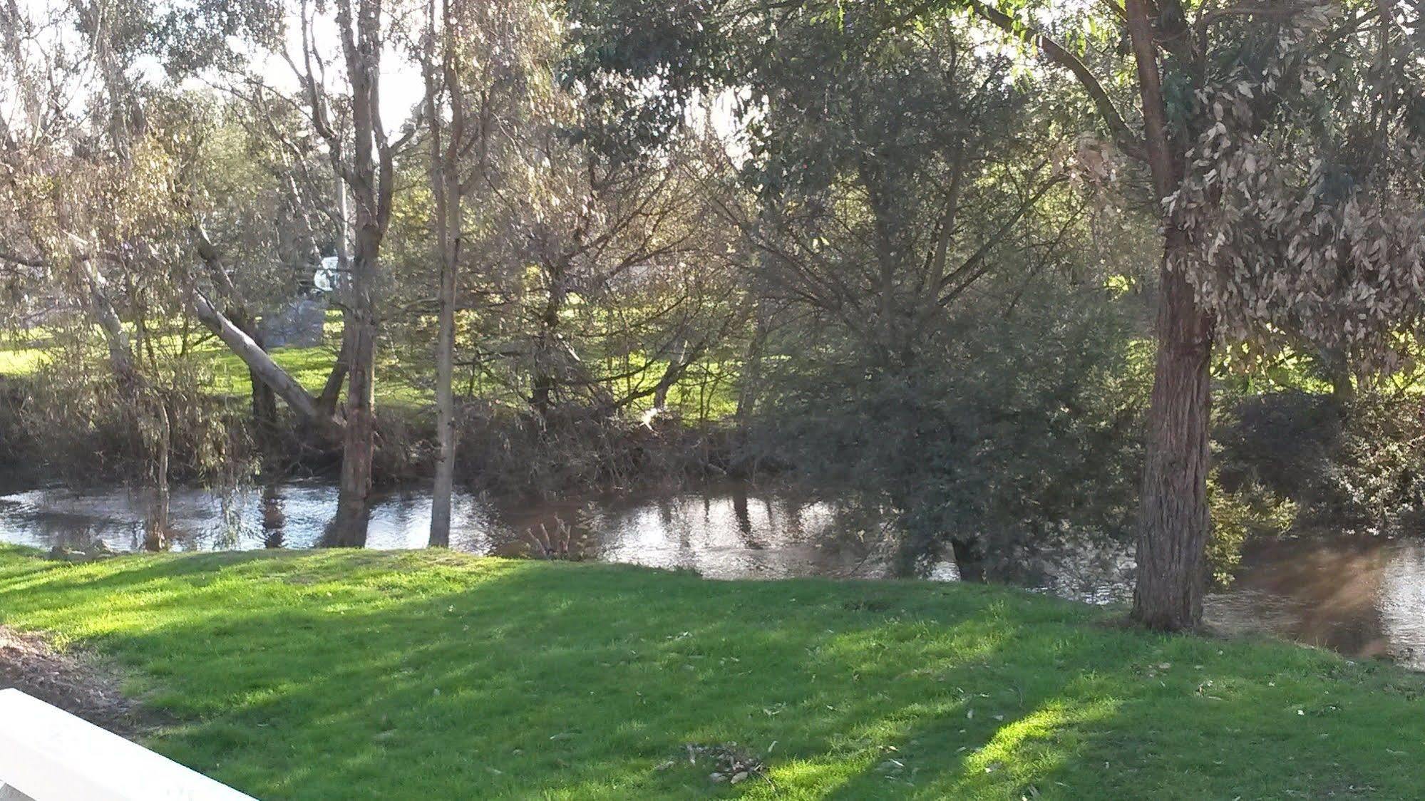 Yea Riverside Caravan Park Exterior photo